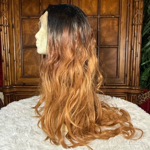 NWOT Ombre 30" Super Dense Lace Front Part Loose Wavy Synthetic Wig - Picture 9 of 16